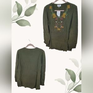 New Floral long-sleeved top